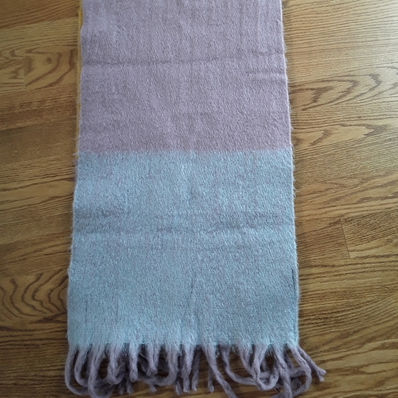 NWOT fringed maxi scarf - Picture 5 of 5